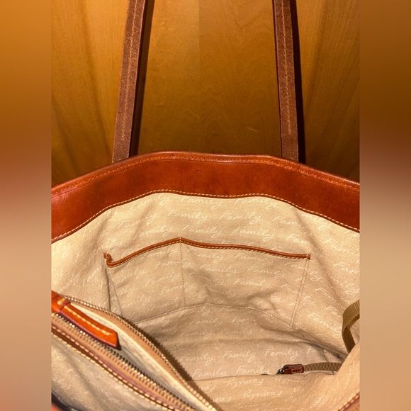 Dooney and Bourke Dover Duck Dynasty Tote - Picture 7 of 9